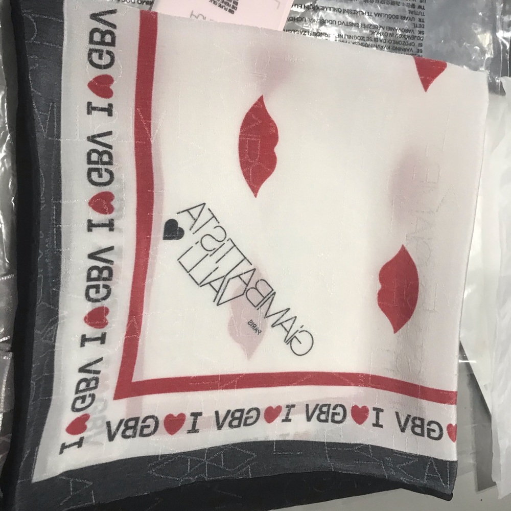 Giambatista Valli H&m pure silk scarf nwt 16x16